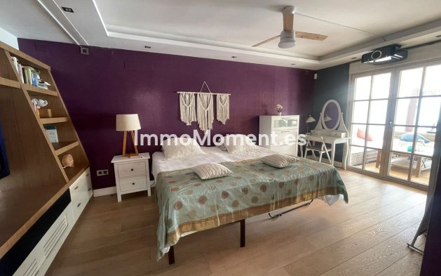 Wiederverkauf - Freistehende Villa - Estepona  - Atalaya