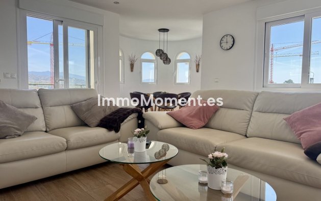 Wiederverkauf - Freistehende Villa - Estepona  - Estepona Centro