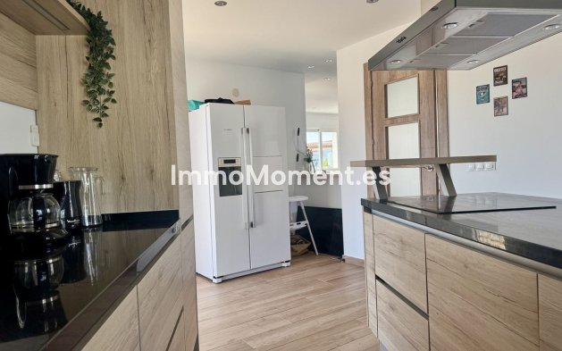 Wiederverkauf - Freistehende Villa - Estepona  - Estepona Centro