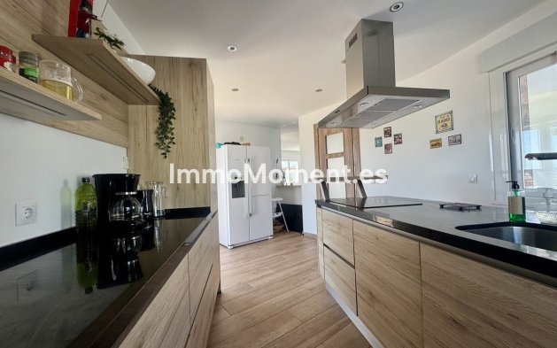 Wiederverkauf - Freistehende Villa - Estepona  - Estepona Centro