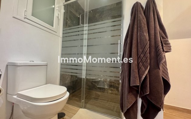 Wiederverkauf - Freistehende Villa - Estepona  - Estepona Centro