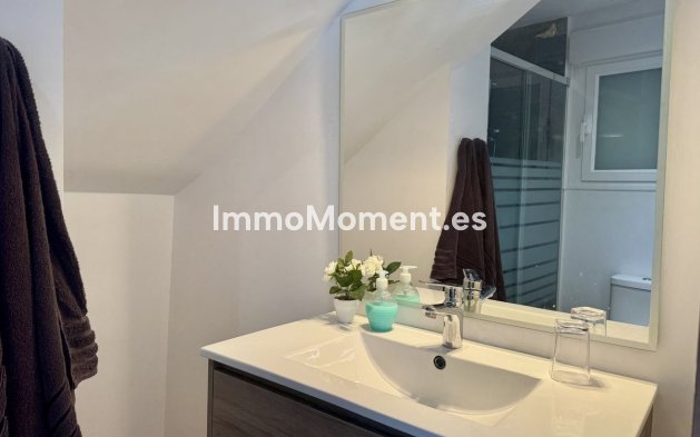 Wiederverkauf - Freistehende Villa - Estepona  - Estepona Centro