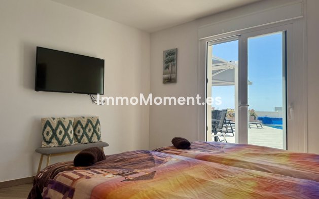 Wiederverkauf - Freistehende Villa - Estepona  - Estepona Centro