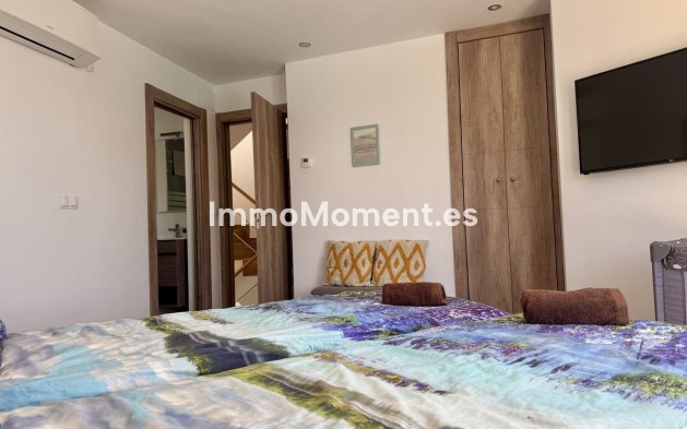 Wiederverkauf - Freistehende Villa - Estepona  - Estepona Centro