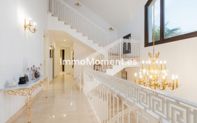 Resale - Detached villa - Marbella - Guadalmina Baja