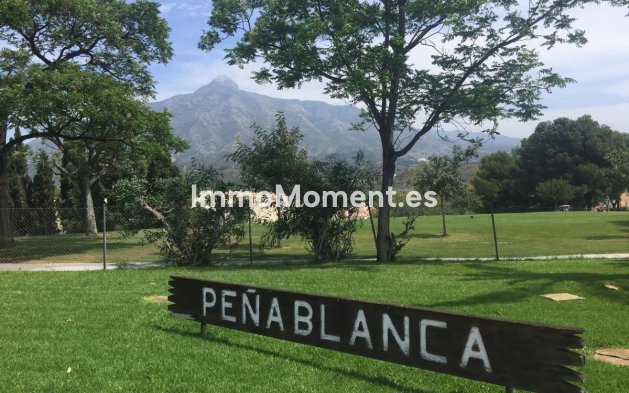 Resale - Detached villa - Marbella - Nueva Andalucía