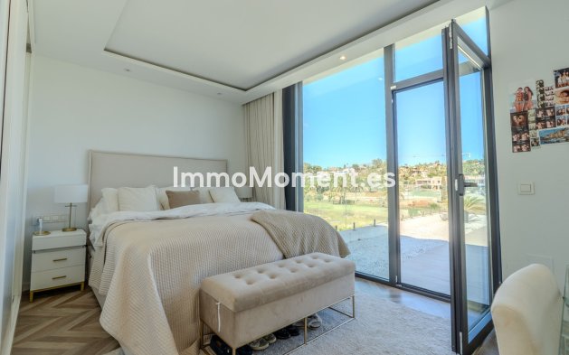 Reventa - Villa independiente - Estepona  - Estepona Centro