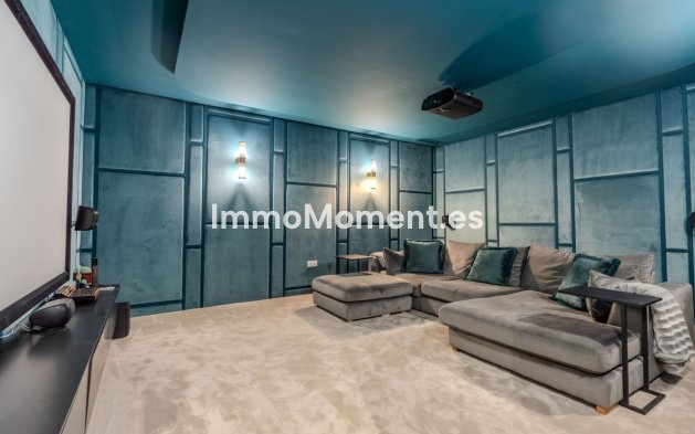 Reventa - Villa independiente - Estepona  - Estepona Centro