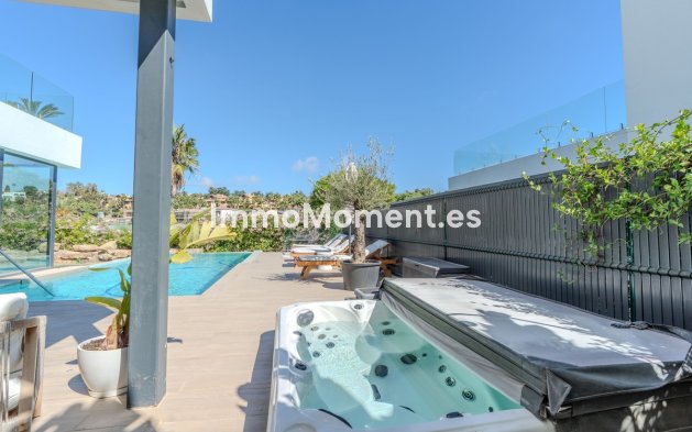 Reventa - Villa independiente - Estepona  - Estepona Centro