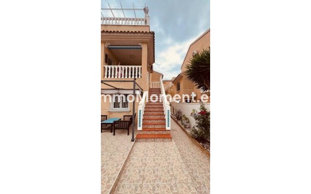 Reventa - Villa independiente - Orihuela Costa - Villamartín