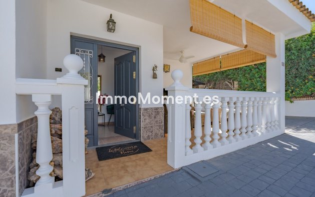 Bestaande woning - Vrijstaande villa - Binnenland  - Coín