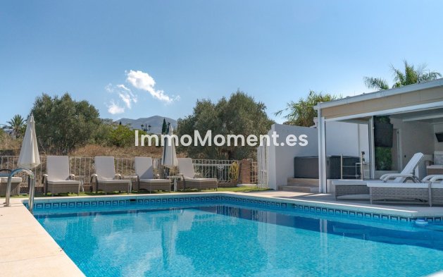 Bestaande woning - Vrijstaande villa - Binnenland  - Coín