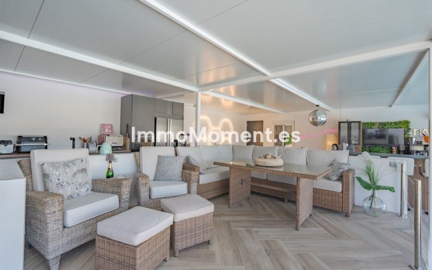 Bestaande woning - Vrijstaande villa - Binnenland  - Coín