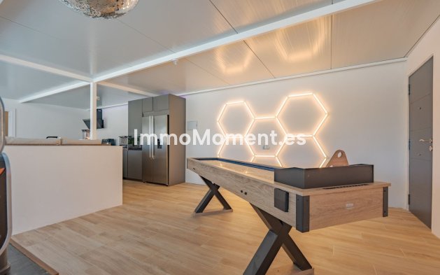 Bestaande woning - Vrijstaande villa - Binnenland  - Coín