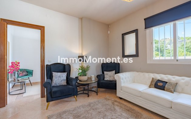 Bestaande woning - Vrijstaande villa - Binnenland  - Coín