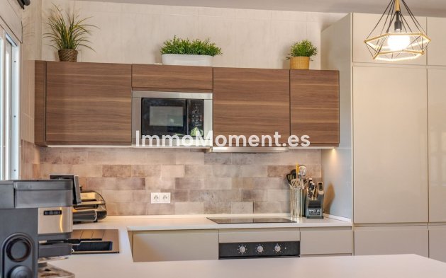 Bestaande woning - Vrijstaande villa - Binnenland  - Coín
