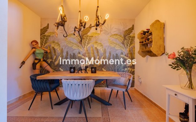 Bestaande woning - Vrijstaande villa - Binnenland  - Coín