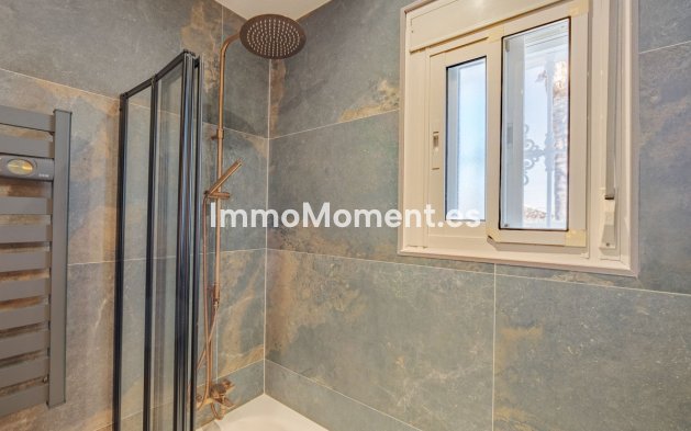Bestaande woning - Vrijstaande villa - Binnenland  - Coín