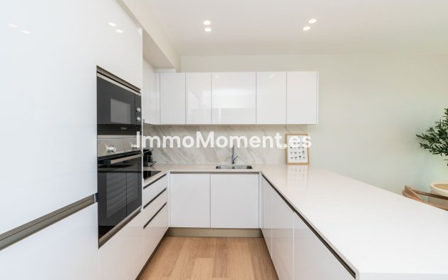 Revente - Appartement - Estepona  - Estepona Centro