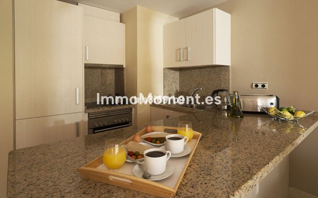 Wiederverkauf - Wohnung - Estepona  - Estepona Centro