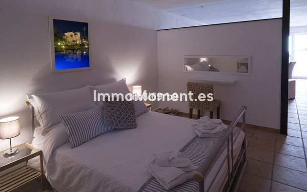 Wiederverkauf - Wohnung - Estepona  - Estepona Centro