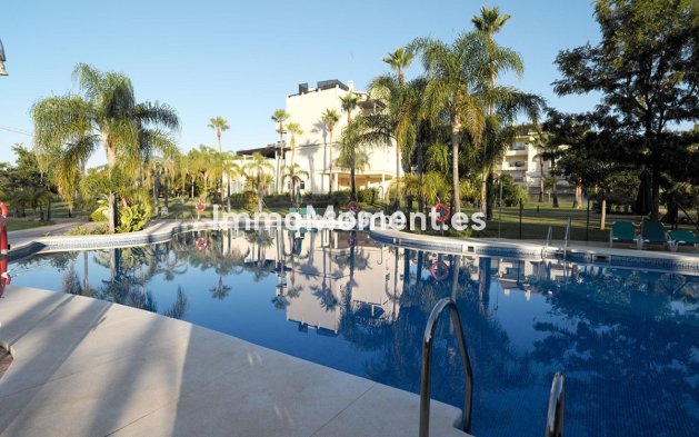 Wiederverkauf - Wohnung - Estepona  - Estepona Centro