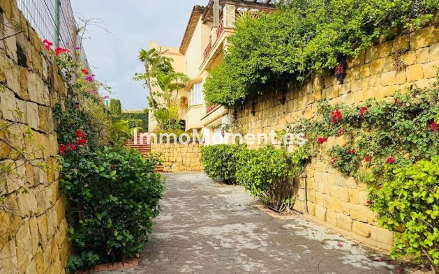 Reventa - Villa independiente - Casares - Casares Centro