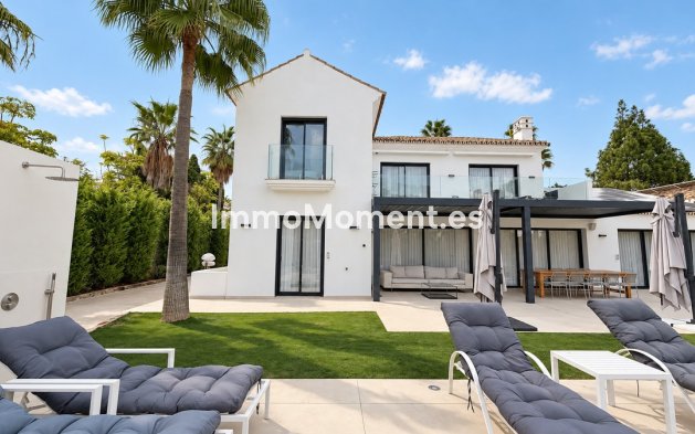 Reventa - Villa independiente - Marbella - Guadalmina Baja