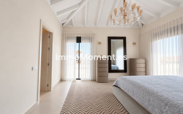 Reventa - Villa independiente - Marbella - Guadalmina Baja