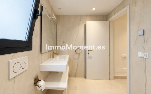 Reventa - Villa independiente - Marbella - Guadalmina Baja