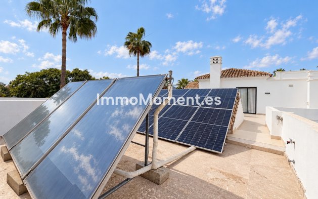 Reventa - Villa independiente - Marbella - Guadalmina Baja