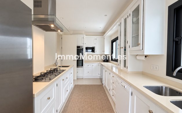 Reventa - Villa independiente - Marbella - Guadalmina Baja