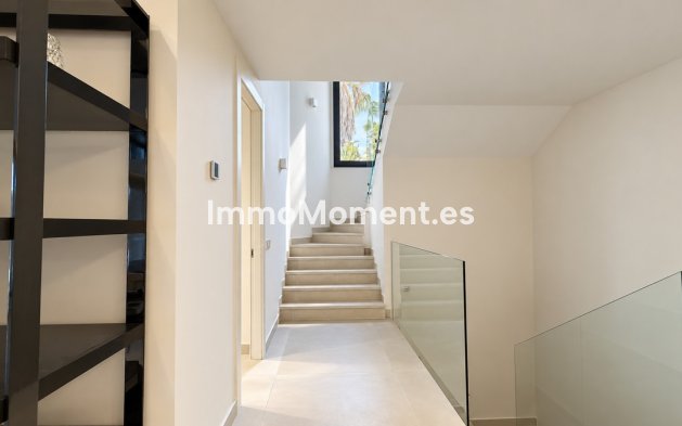 Reventa - Villa independiente - Marbella - Guadalmina Baja