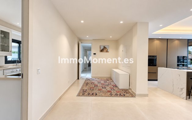 Reventa - Villa independiente - Marbella - Guadalmina Baja