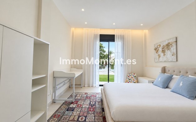 Reventa - Villa independiente - Marbella - Guadalmina Baja