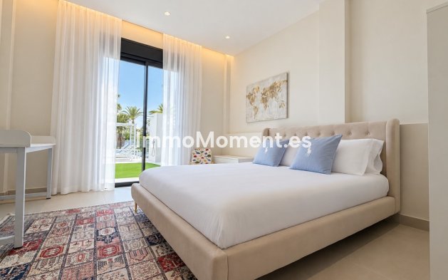 Reventa - Villa independiente - Marbella - Guadalmina Baja