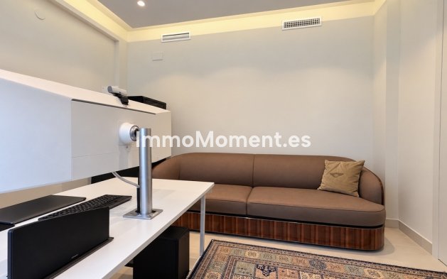 Reventa - Villa independiente - Marbella - Guadalmina Baja