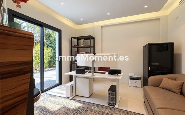Reventa - Villa independiente - Marbella - Guadalmina Baja