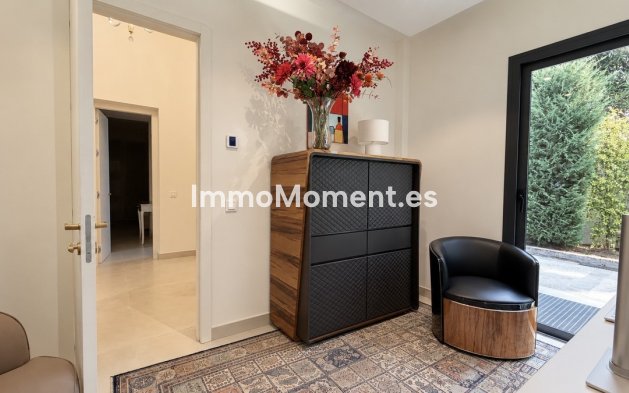 Reventa - Villa independiente - Marbella - Guadalmina Baja