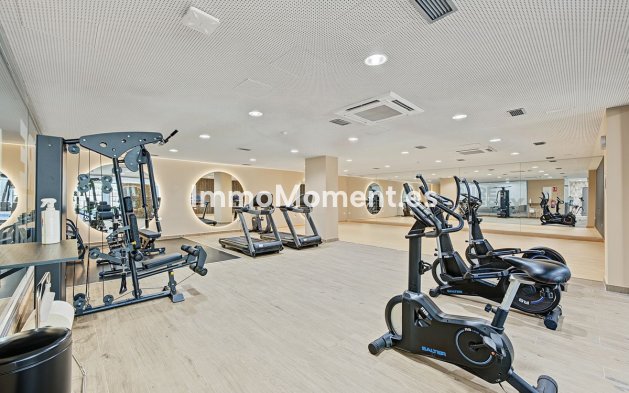 Bestaande woning - Appartement - Estepona  - Selwo