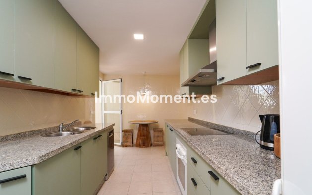 Wiederverkauf - Wohnung - Marbella - Elviria