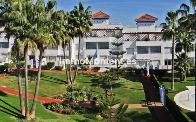 Resale - Townhouse - Estepona - Bel Air