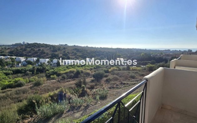 Resale - Apartment - Estepona - Bel Air