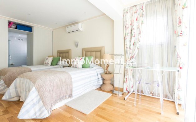 Wiederverkauf - Freistehende Villa - Marbella - San Pedro de Alcántara