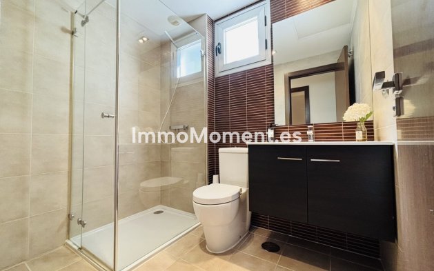 Resale - Apartment - Marbella - La Mairena