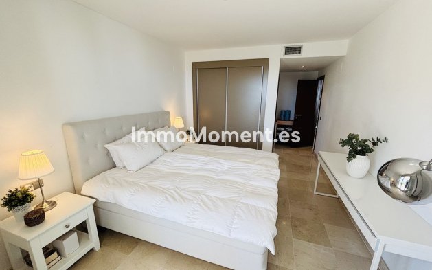Resale - Apartment - Marbella - La Mairena