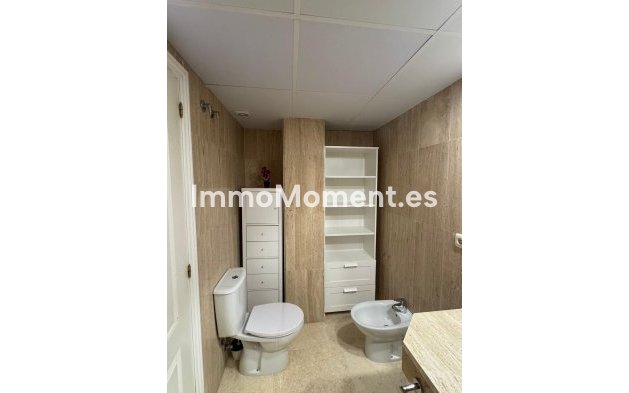 Resale - Apartment - Marbella - Elviria