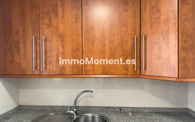 Resale - Apartment - Marbella - Elviria