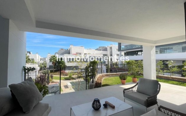 Resale - Apartment - Estepona - Estepona Centro