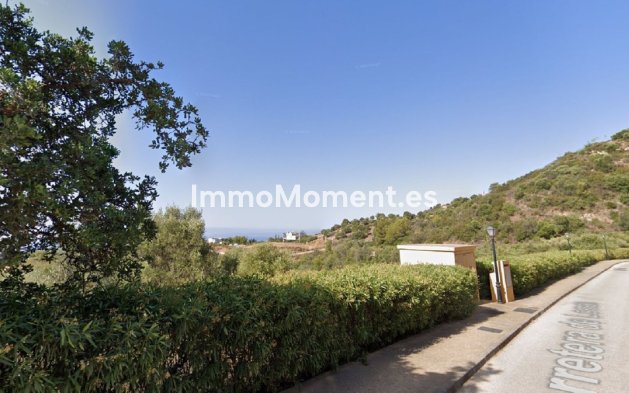 Wiederverkauf - Grundstück - Marbella - Altos de los Monteros